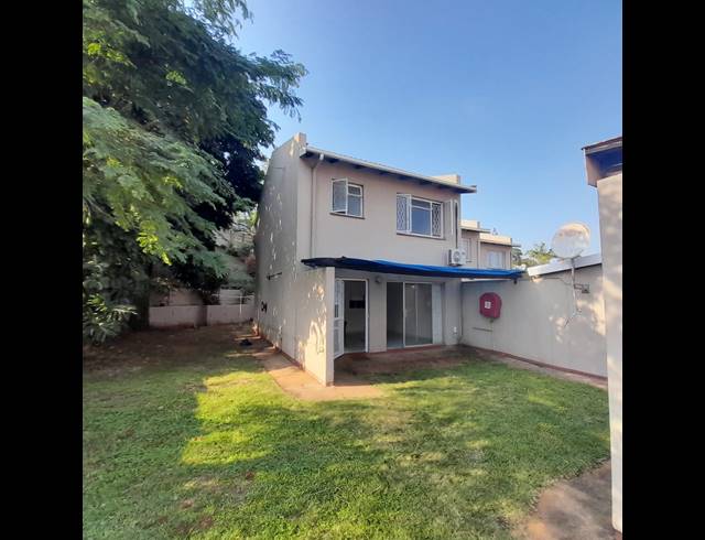 2 BEDROOM DUPLEX FOR SALE IN BLUFF